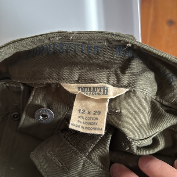 Duluth Trading Company canvas cargo pants never worn - decided to keep - Picture 9 of 9